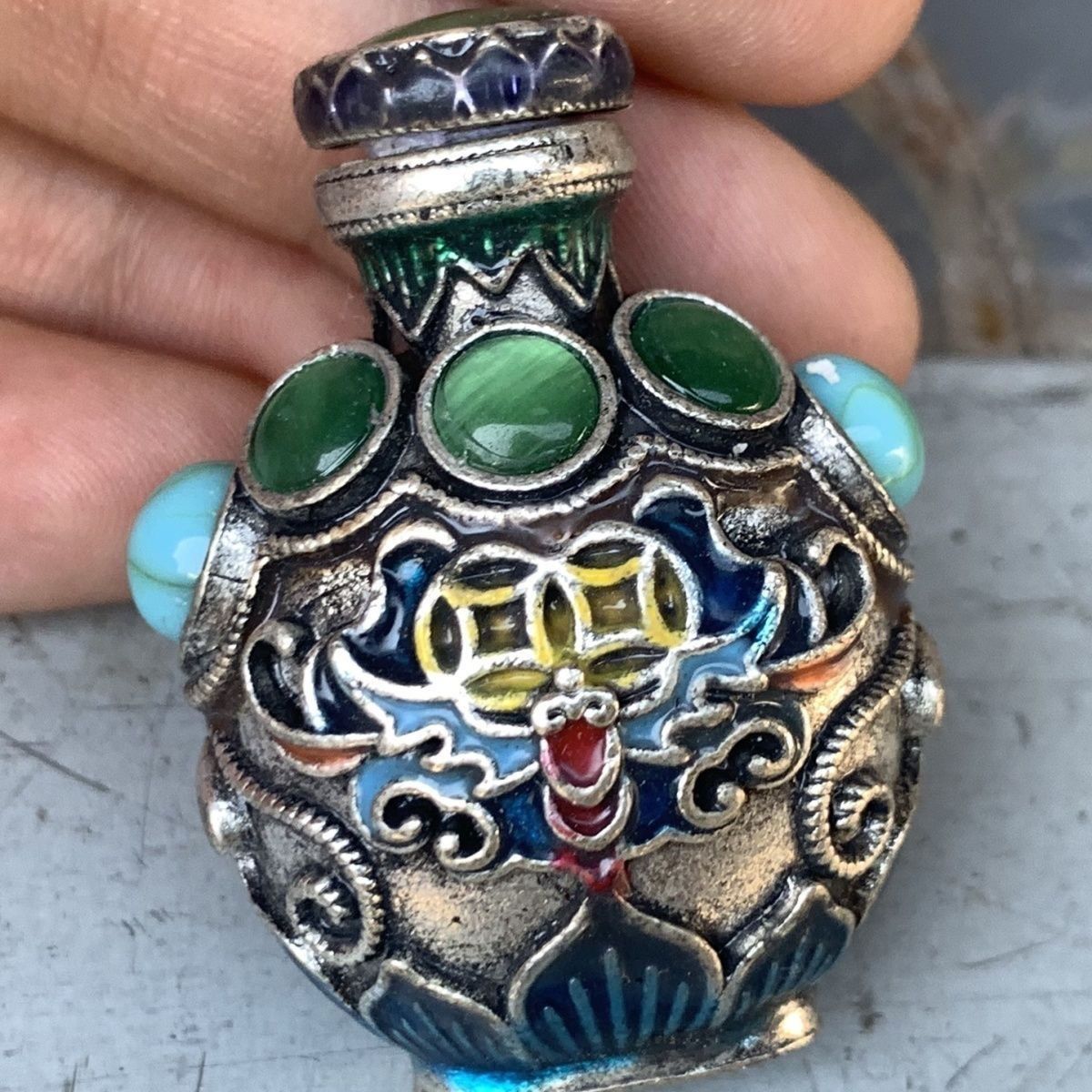 Vintage Collectible Bottles - Vintage Cloisonné bronzen snuiffles, mini snuifspuitje,