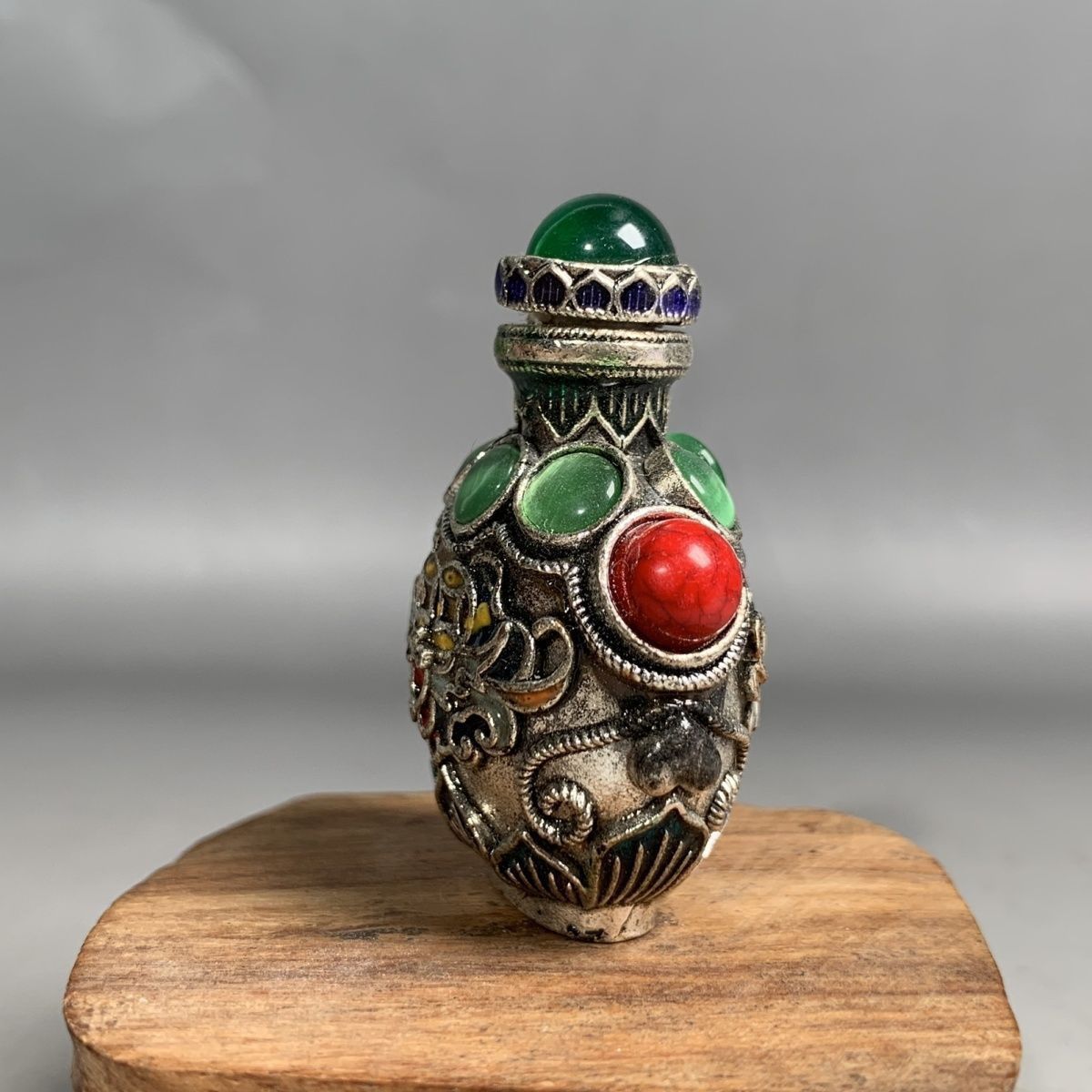 Vintage Cloisonné bronzen snui - Vintage Collectible Bottles recensie en prijs